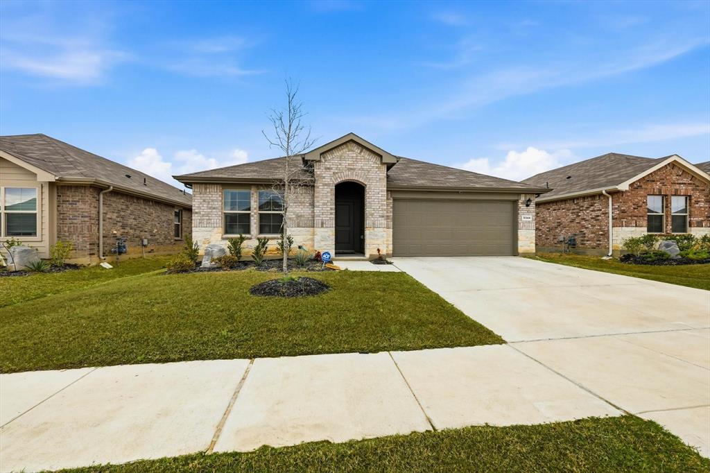 5344 Flannel Lane — photo