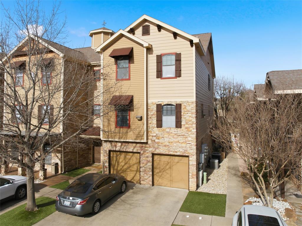 2410 S 2nd Street 630 — photo
