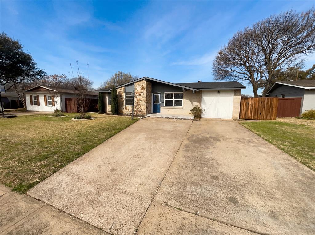 8541 Strathmore Drive — photo