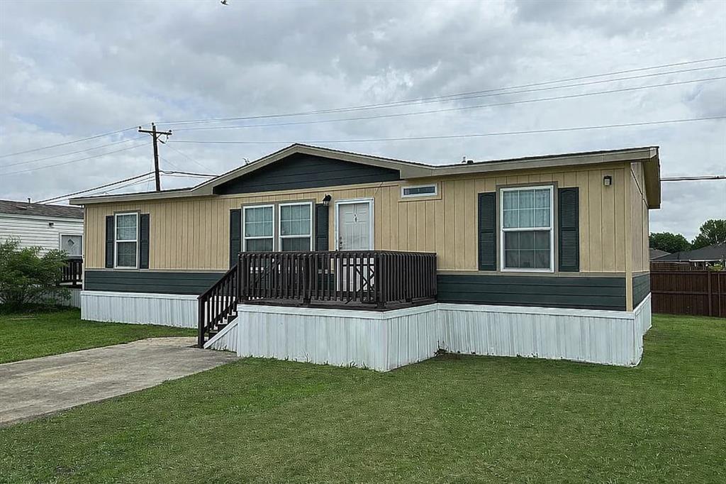 5 Diamond Drive — photo