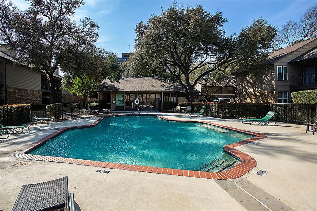5300 Keller Springs Road 1090 — photo