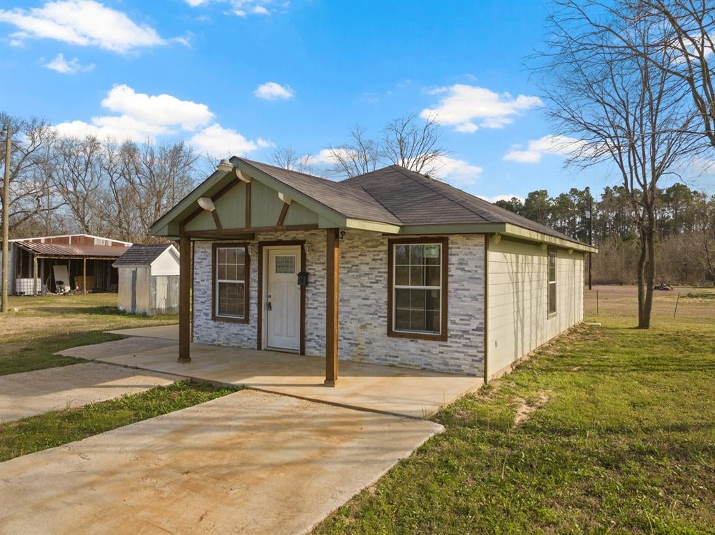 338 N County Road 3010 — photo