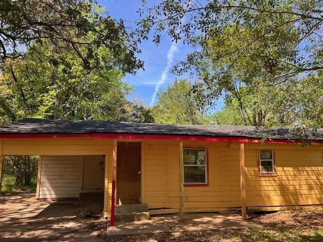 1736 Alda Street — photo