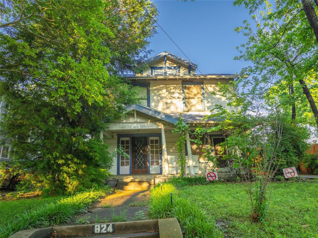 824 Elsbeth Street — photo