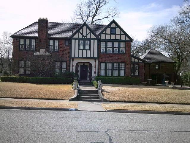 502 Mills Place — photo