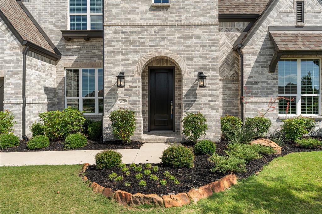 2628 Camden Court — photo