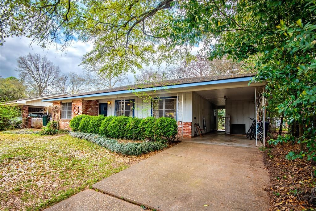 719 Camilla Drive — photo