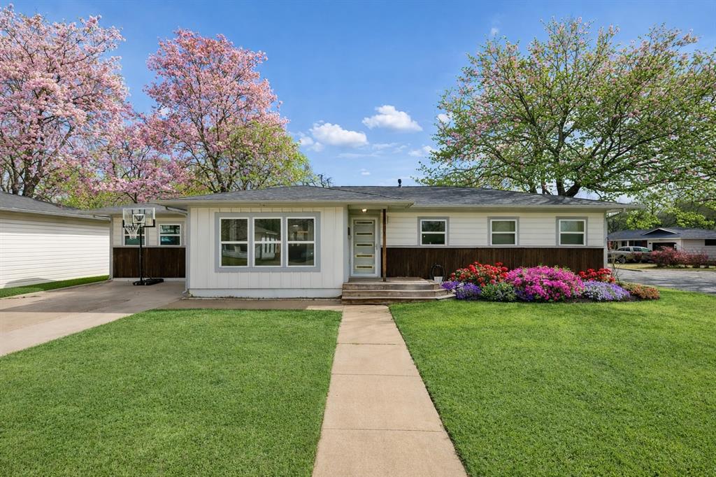 1401 N Highland Avenue — photo