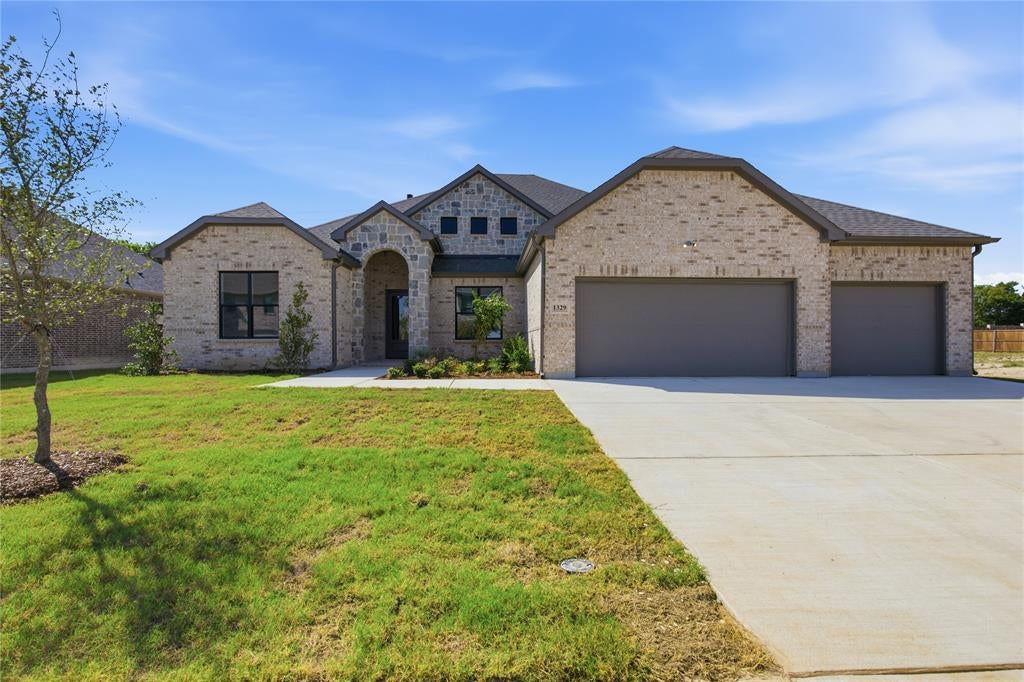 1329 Benjamin Trail — photo