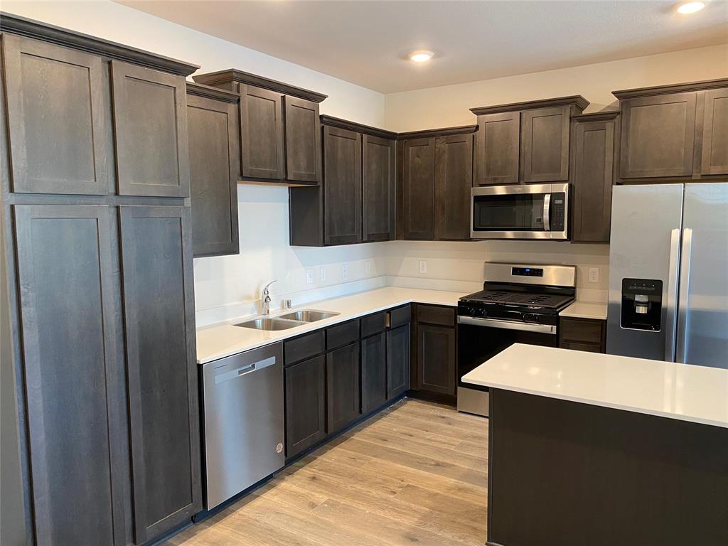 2212 Lasso Court — photo