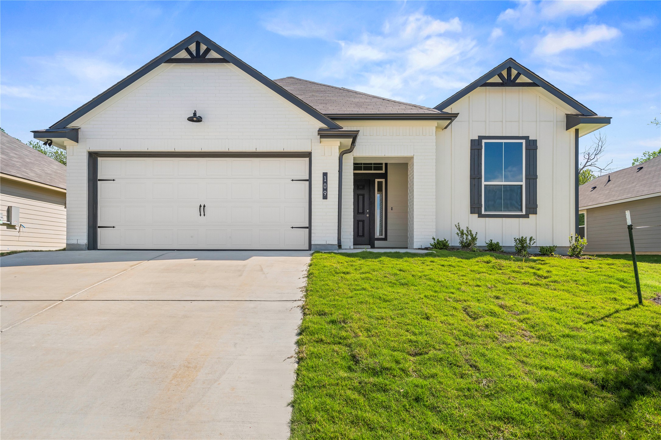 109 Adaline Bend — photo