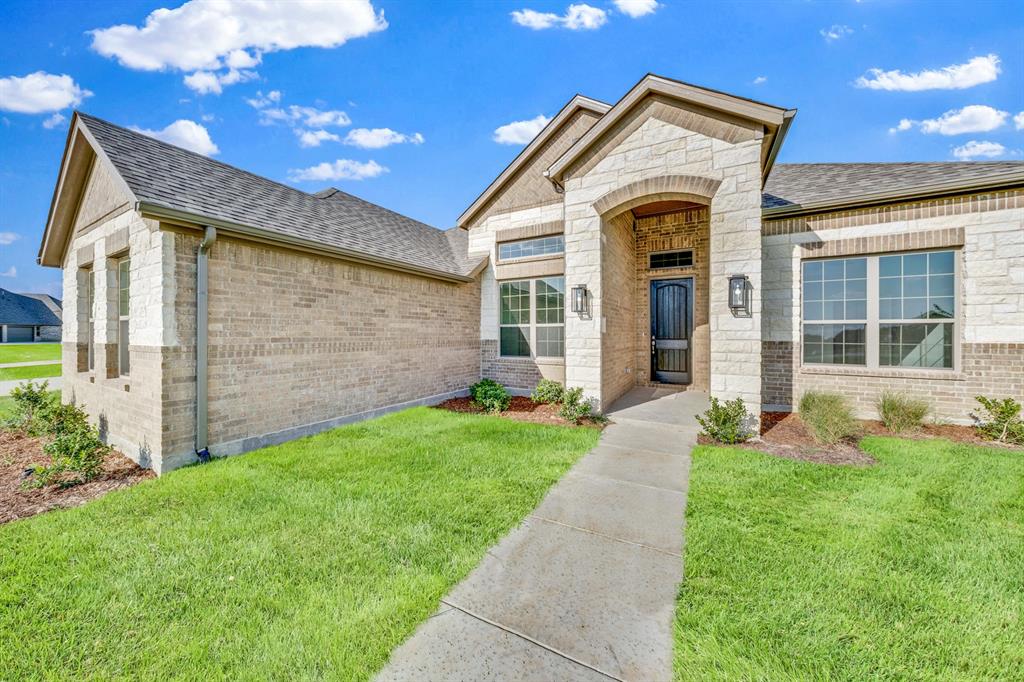 8335 Magnolia Court — photo