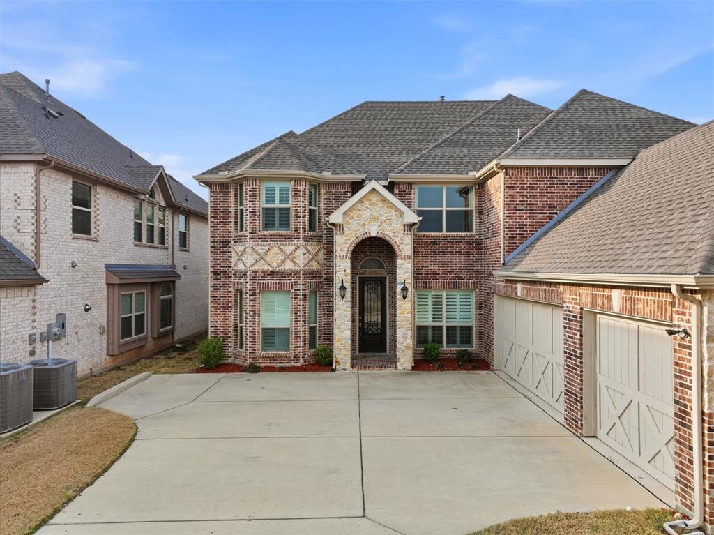 418 Crestview Drive — photo