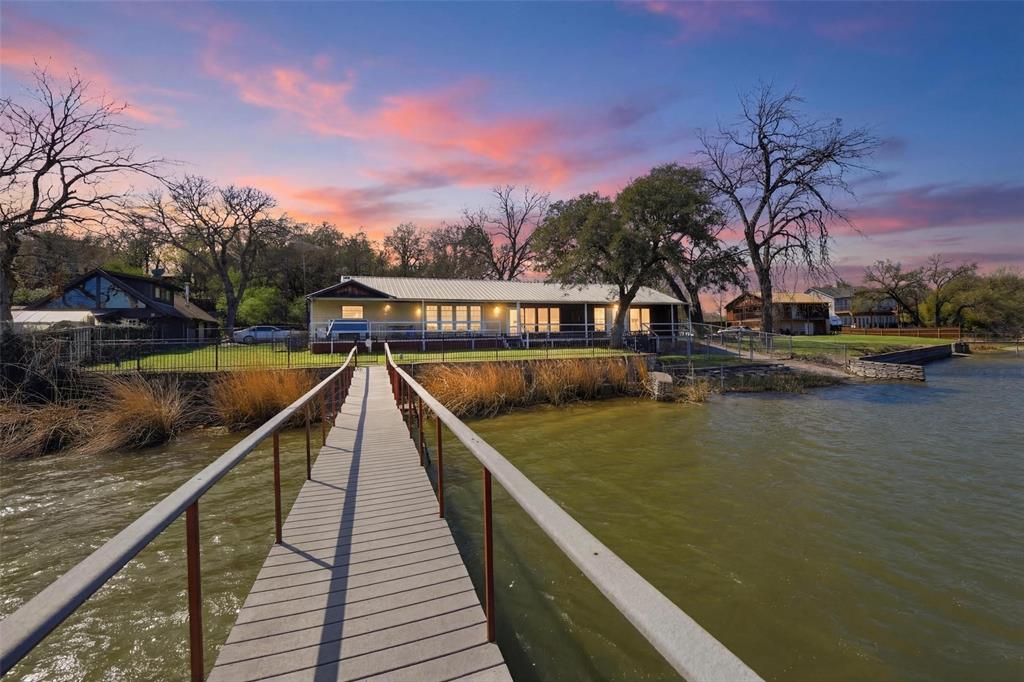 2404 Indian Cove Street — photo