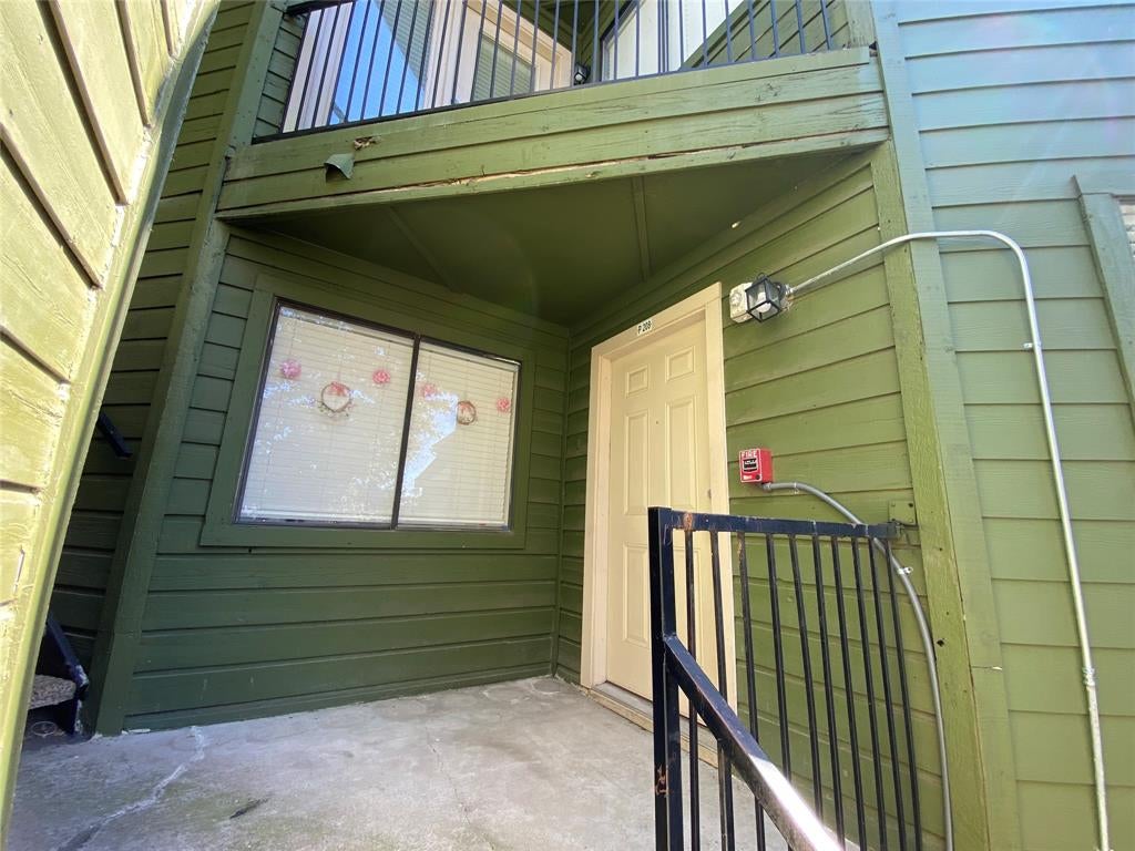 9831 Walnut Street P208 — photo