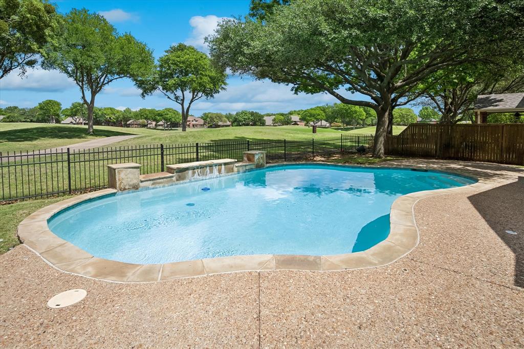 5104 Arbor Hollow Drive — photo