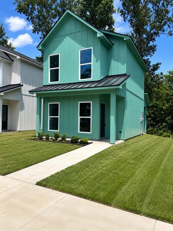 9039 Centennial Drive — photo