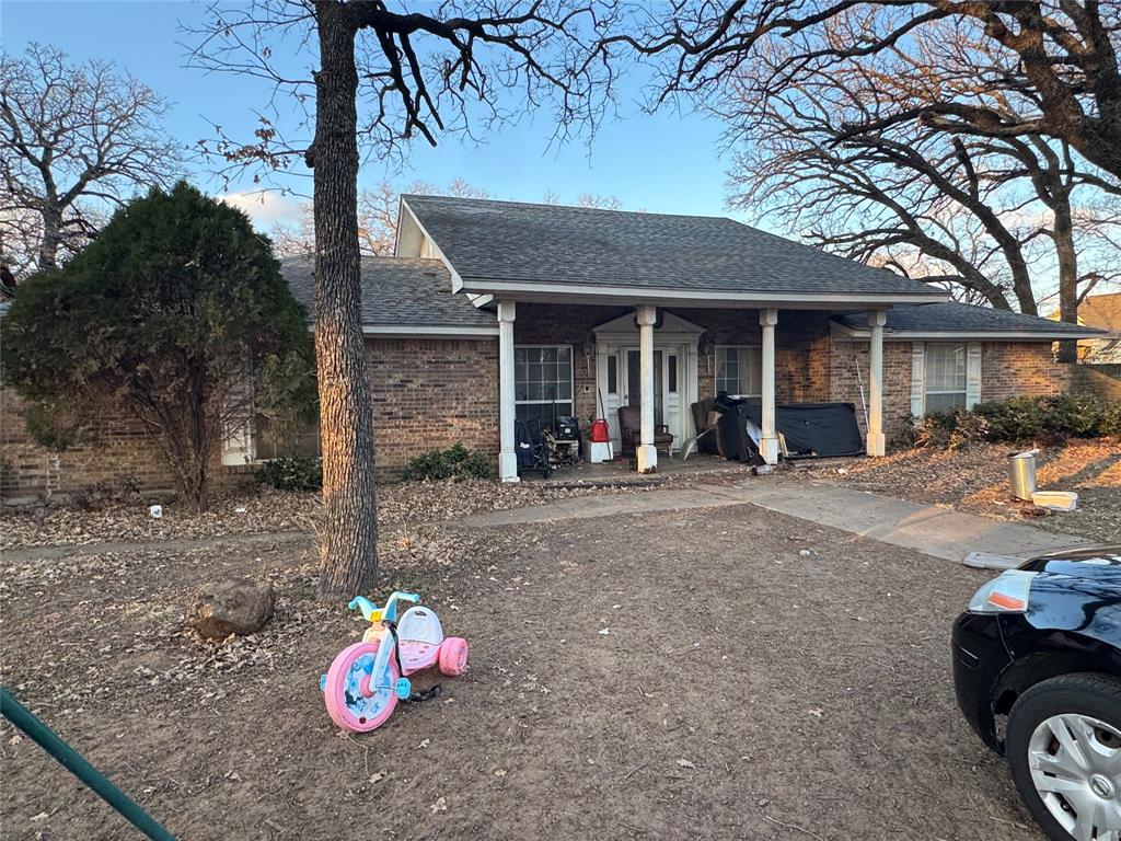 2301 Turner Way — photo