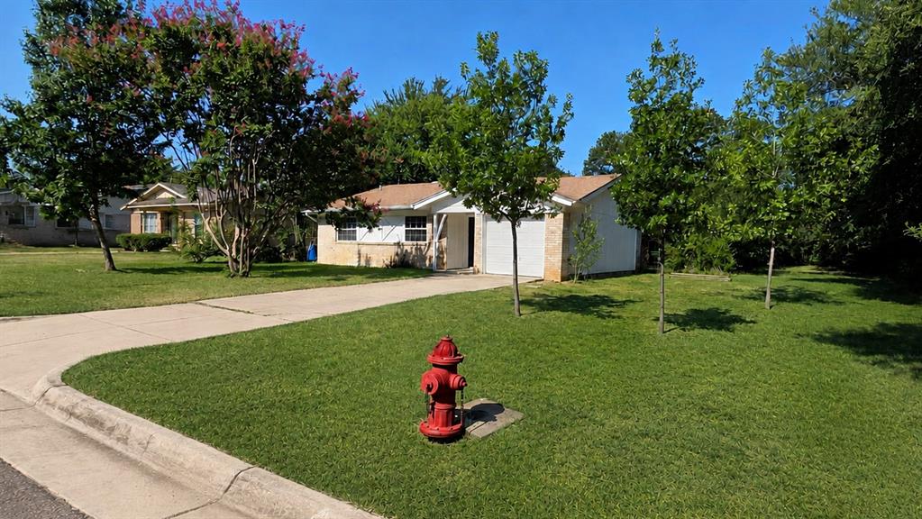 7129 Payte Lane — photo