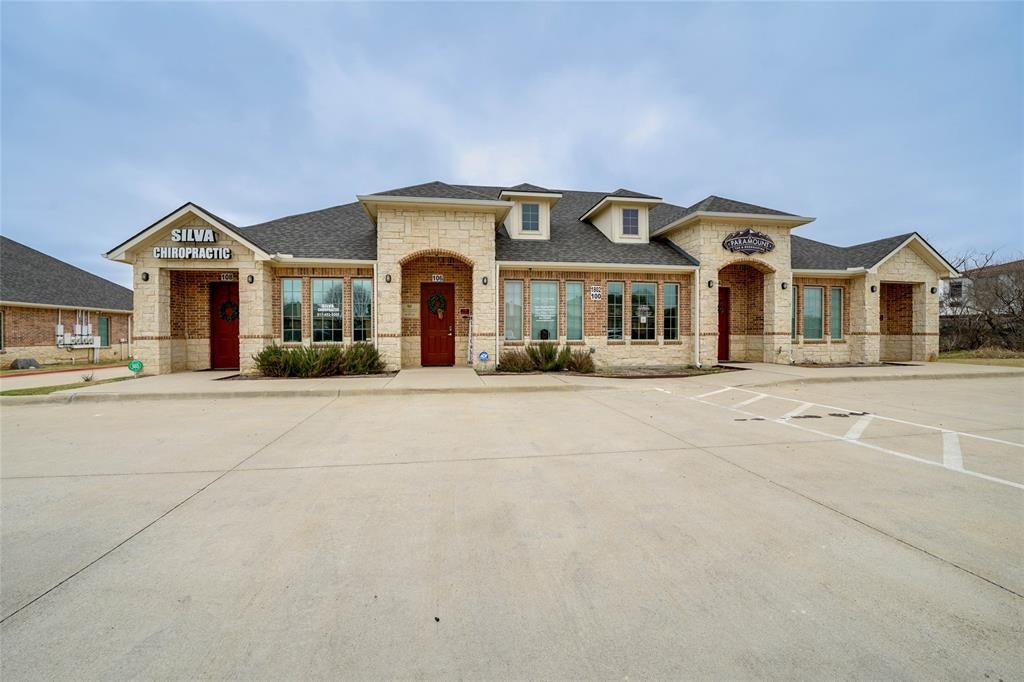 1802 Mansfield Webb Road 106 — photo