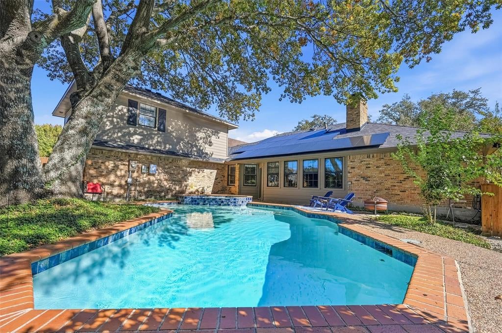 1590 Sunset Hill Drive — photo