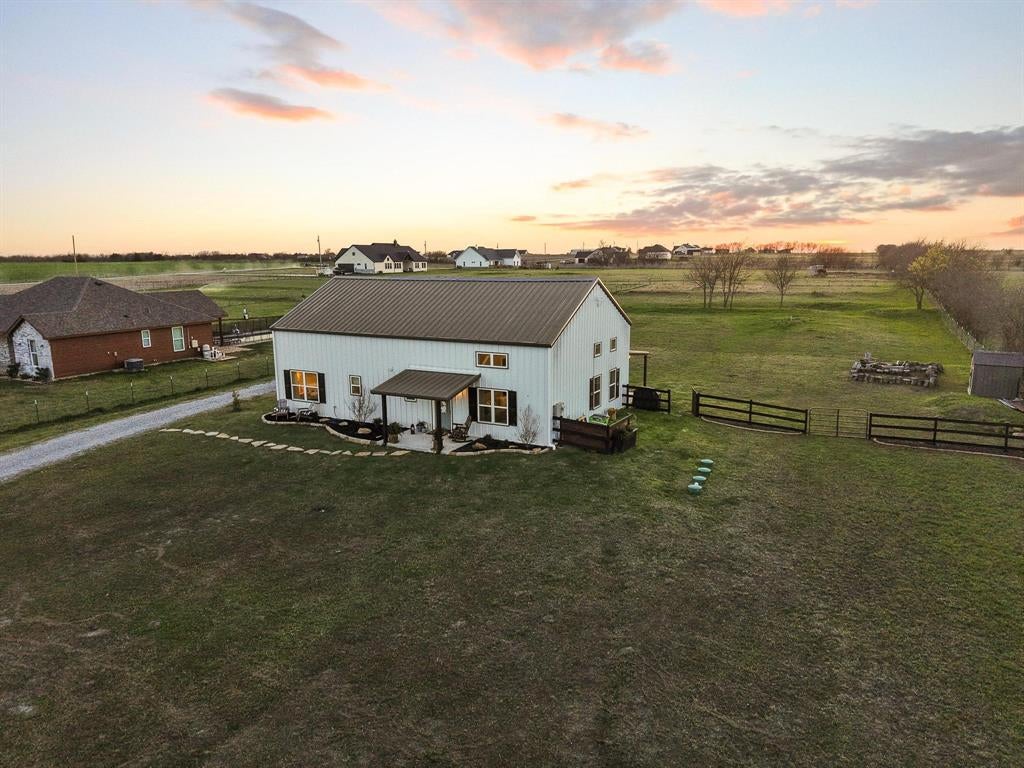 5828 County Road 1093 — photo
