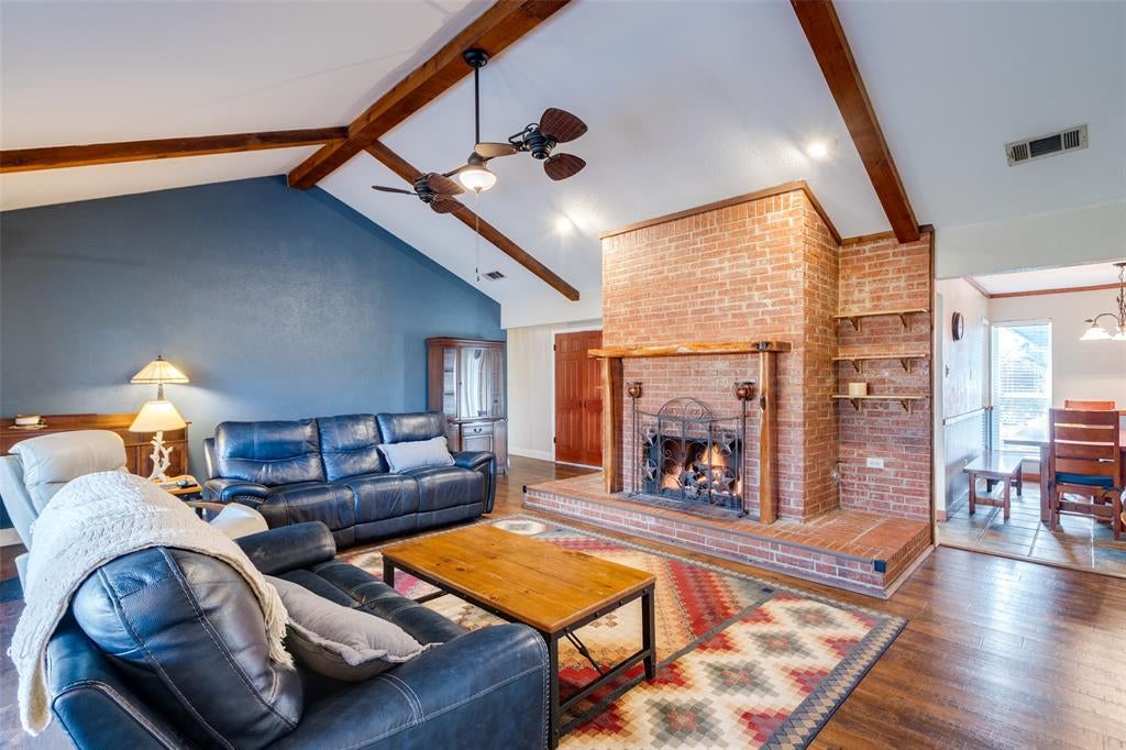 9790 Camfield Road — photo
