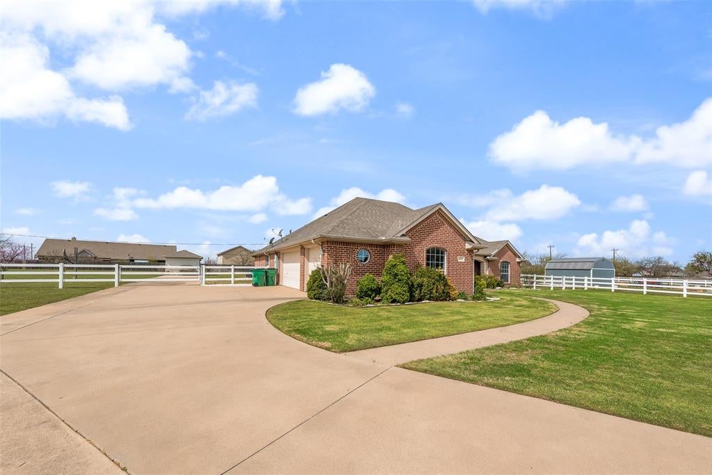 14001 Oak Bark Drive — photo