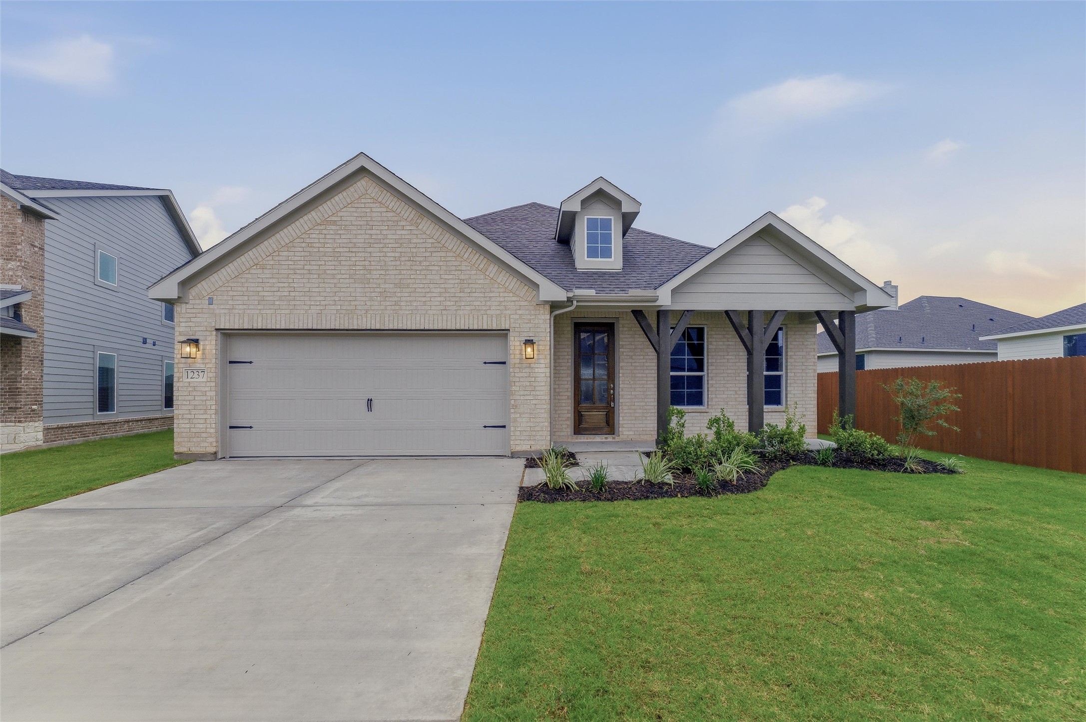 1237 Frio Drive, Springtown, TX 76082 — photo 3