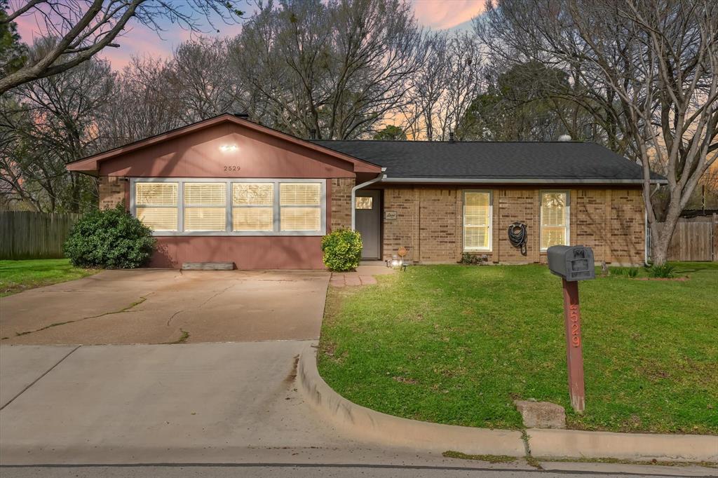 2529 Freedom Lane — photo