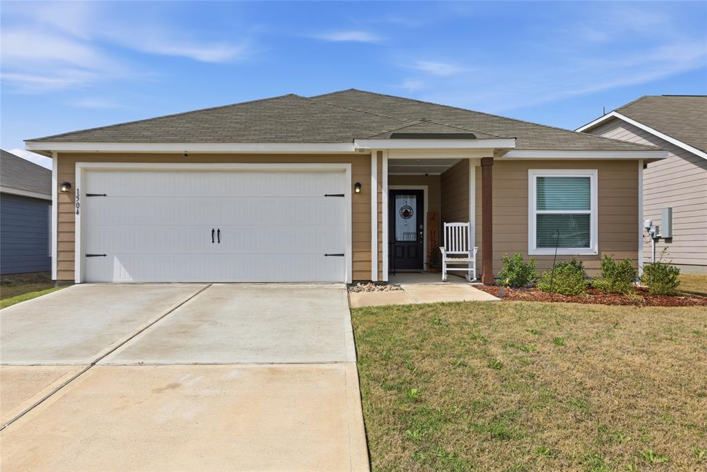 1504 Garfield Drive — photo
