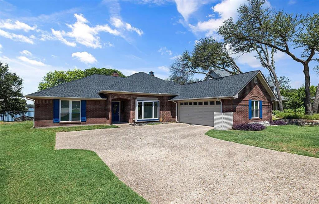 3921 Buena Vista Circle — photo
