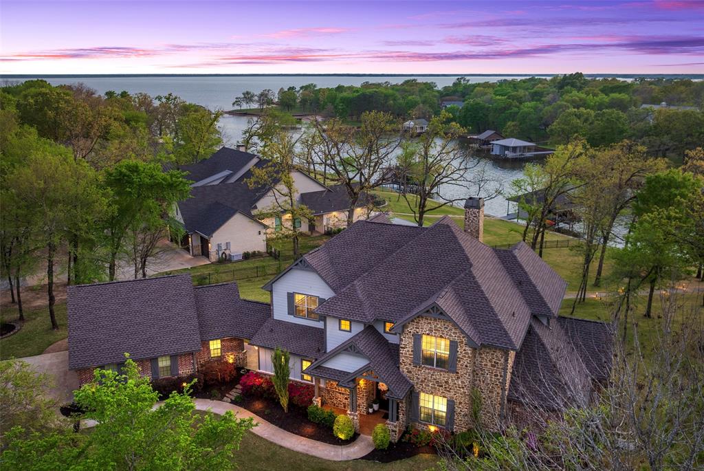 211 Sandpiper Drive — photo