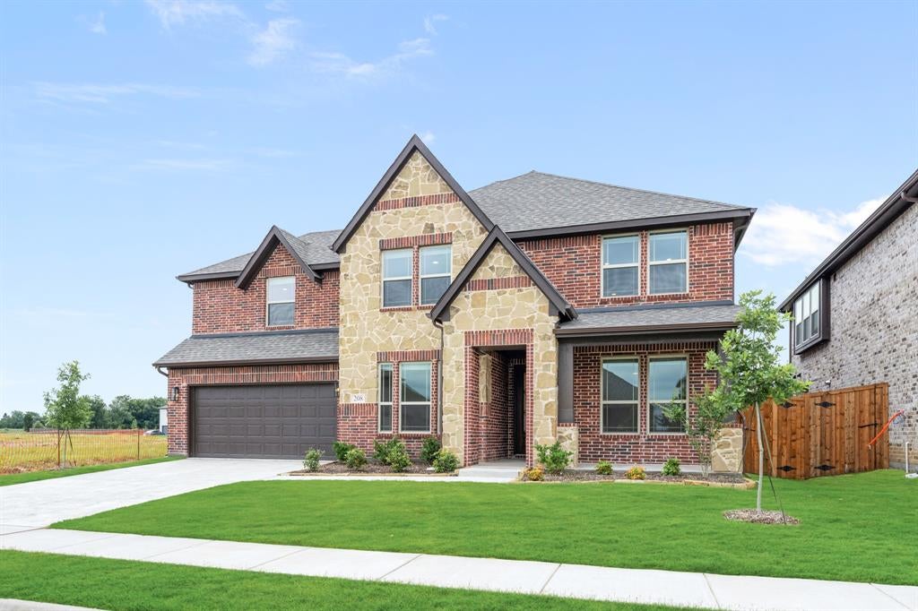 208 Sweetwater Drive — photo