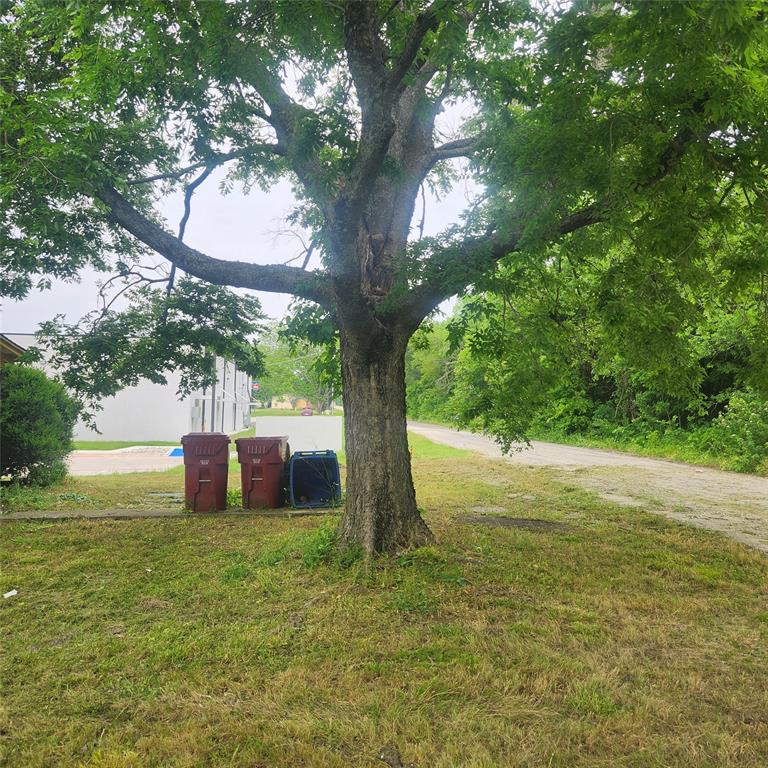 520 Locust Street — photo