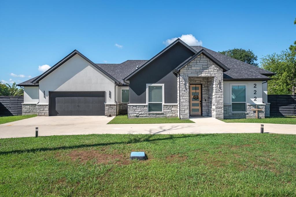 222 Meadowlark Drive — photo