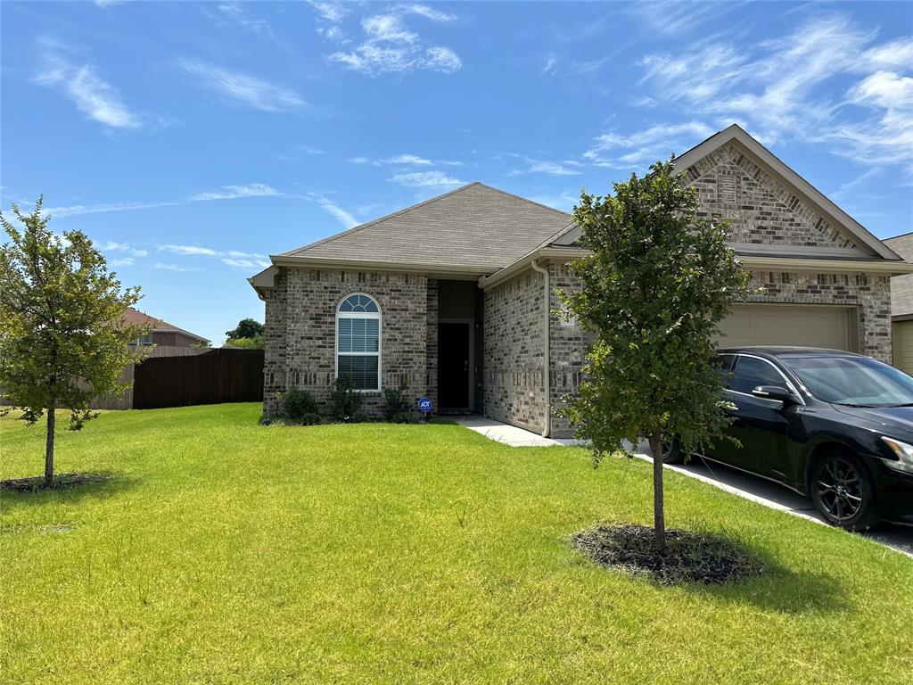 424 Livingston Drive — photo