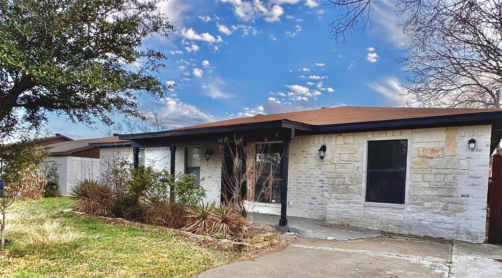 817 Loganwood Drive — photo