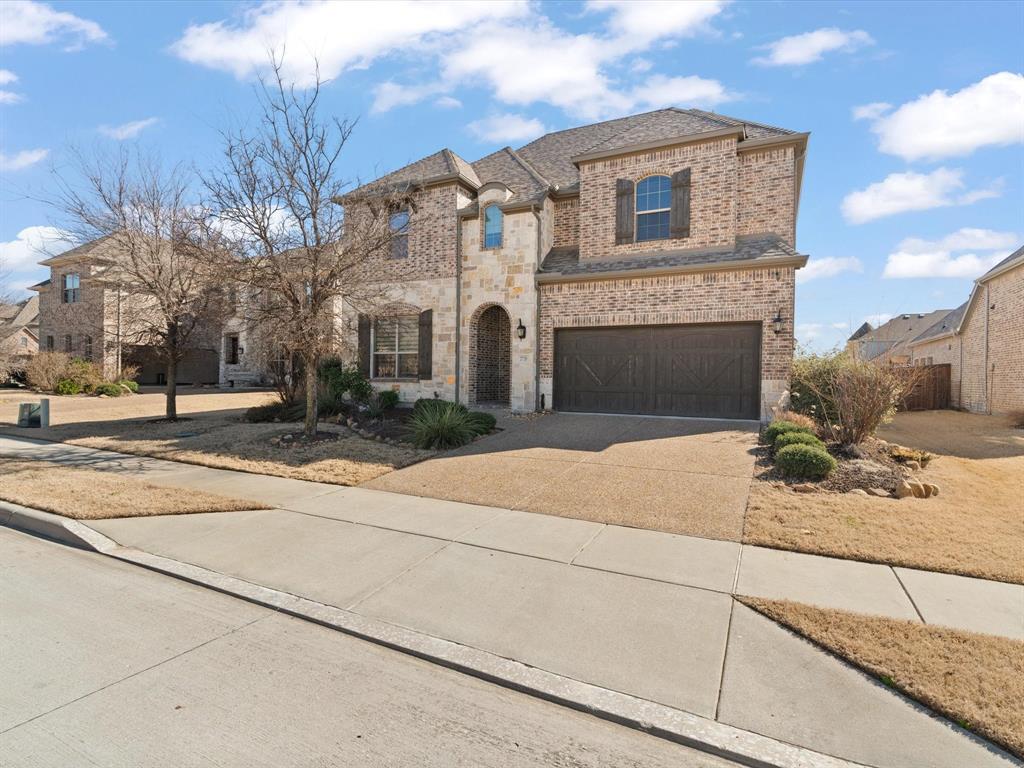 2728 Village Creek Street — photo