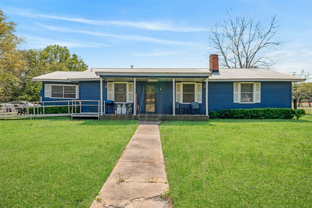 4958 Texas Highway 154 — photo