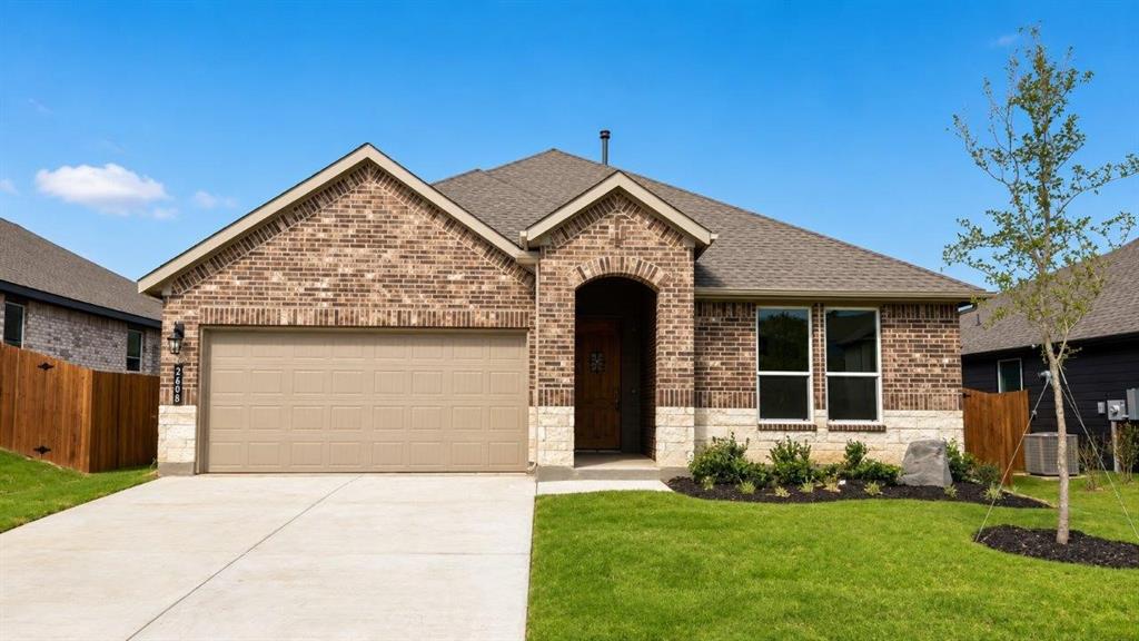 2608 Goldfinch Drive — photo