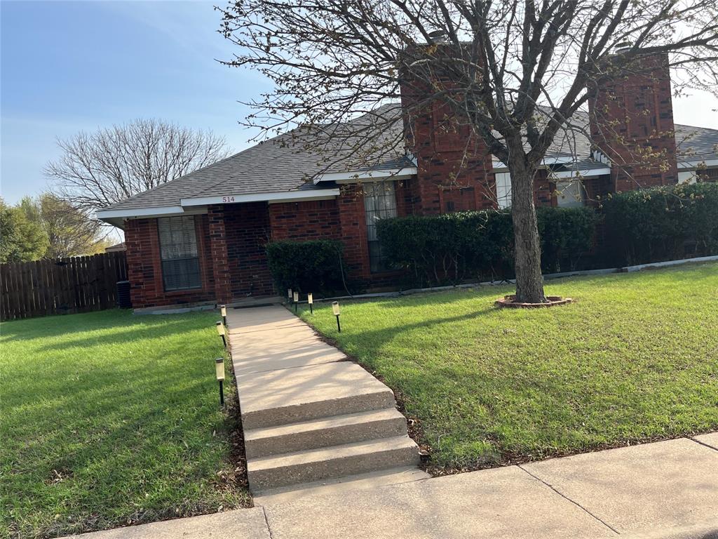 514 Amber Lane — photo