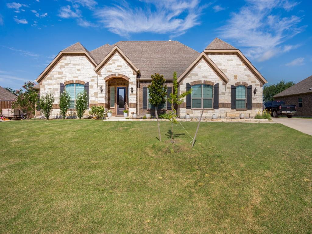 102 White Oak Drive — photo