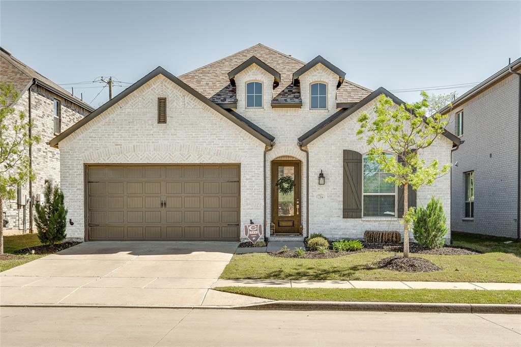 704 Wycliffe Drive — photo