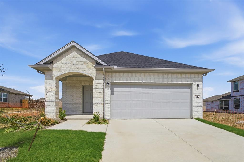 812 Antioch Drive — photo