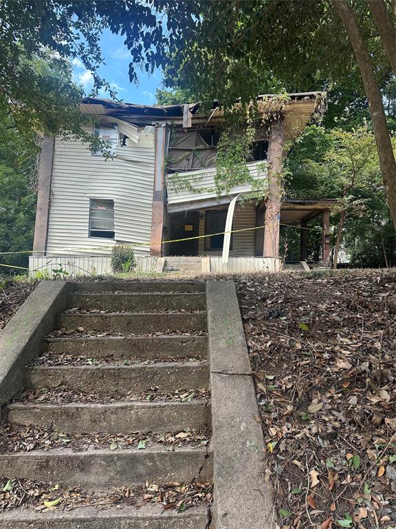 2412 Creswell Avenue — photo