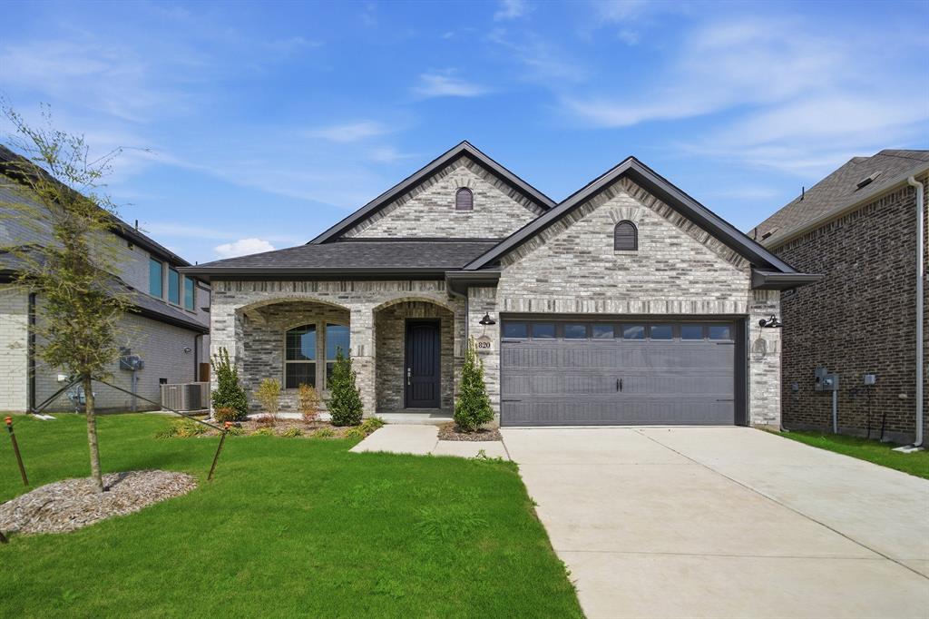 820 Metcalf Drive — photo