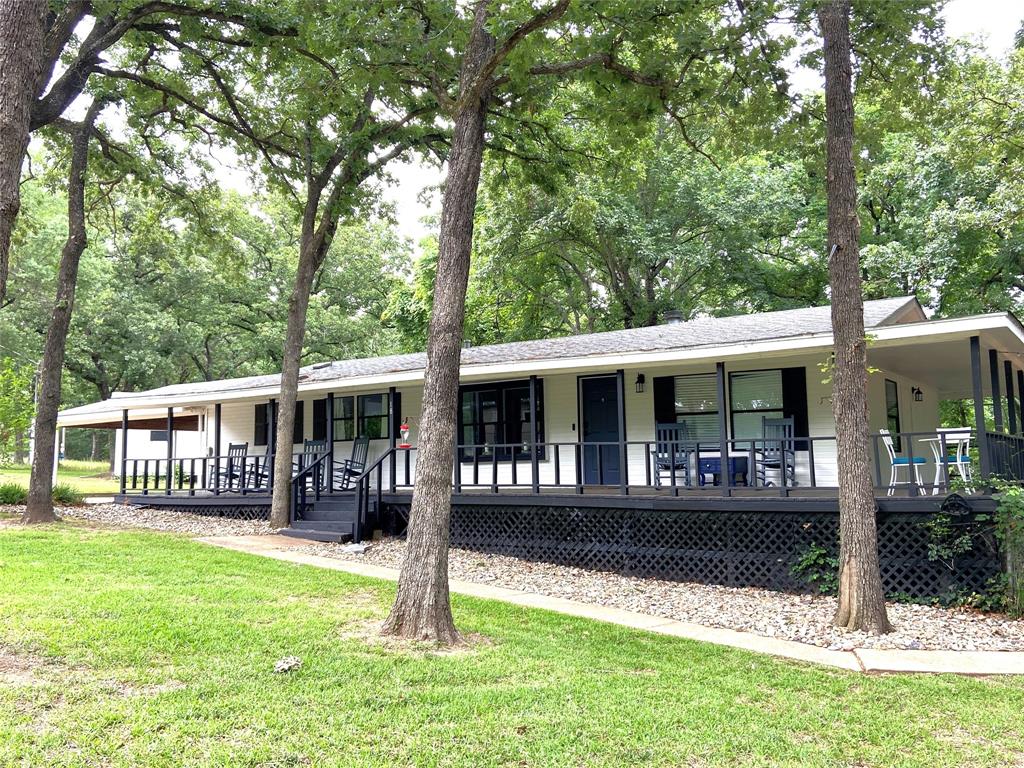 184 Beachwood Drive — photo