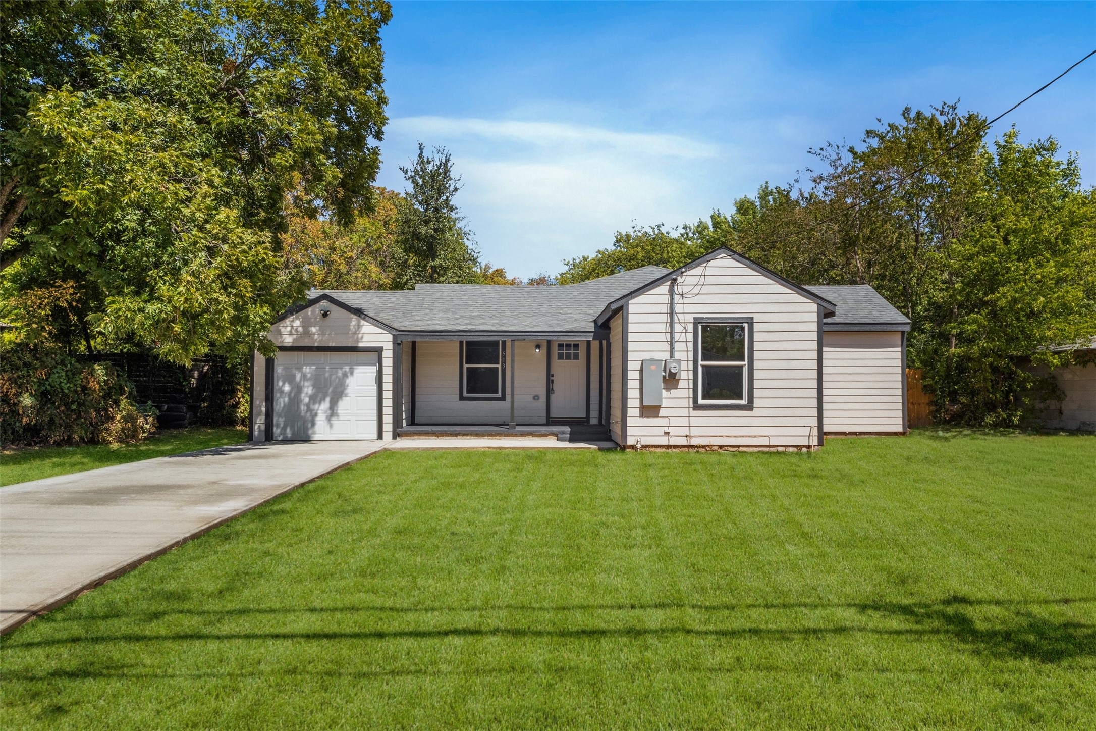 513 E Union Bower Road — photo