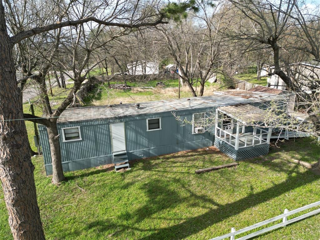 400 E Oak Grove Road — photo
